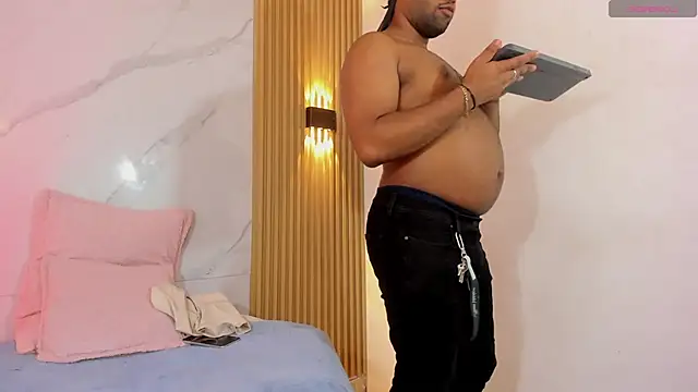 Jeus Stanley online show from 04/19/26, 03:50