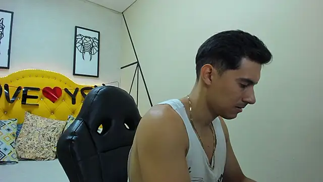 Mike Conors online show from 02/13/26, 01:56