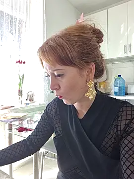 LanaBananaa  online show from 03/13/26, 12:01