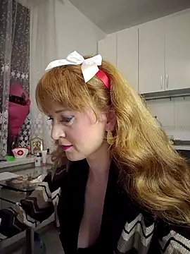 LanaBananaa  online show from 03/23/26, 09:52