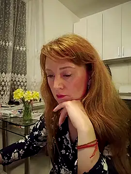 LanaBananaa  online show from 04/01/26, 08:39