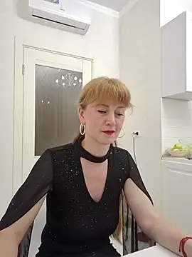 LanaBananaa  online show from 04/09/26, 07:19