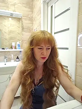 LanaBananaa  online show from 04/19/26, 09:17