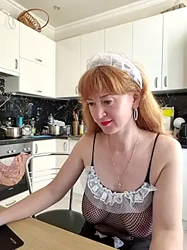 LanaBananaa  online show from 04/20/26, 11:46