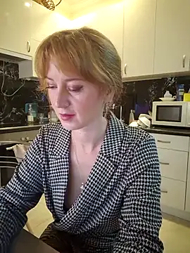 LanaBananaa  online show from 04/24/26, 09:50