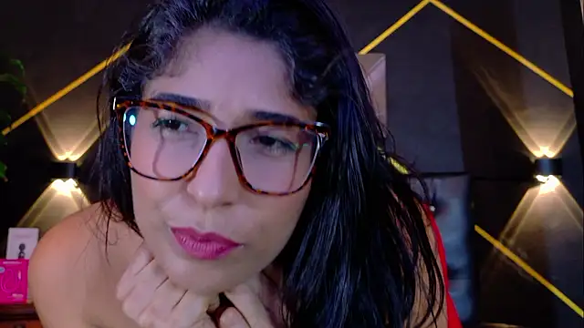 serena kournikova online show from 02/06/26, 10:35