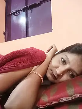 Snapshot of Ayesharani1 chatting on 06/20/26, 04:04 Ayesharani1 online show from 06/20/26, 04:04
