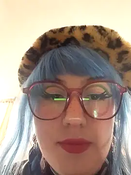 Snapshot of ciindy_ink chatting on 05/20/26, 04:24 ciindy ink online show from 05/20/26, 04:24