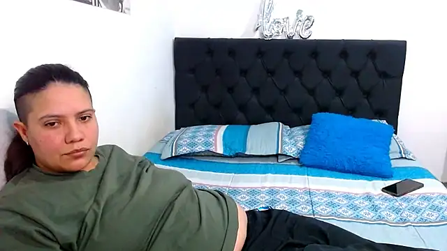 suzy paz online show from 04/08/26, 09:37