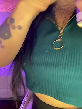 Annie Alicee online show from 03/26/26, 02:11