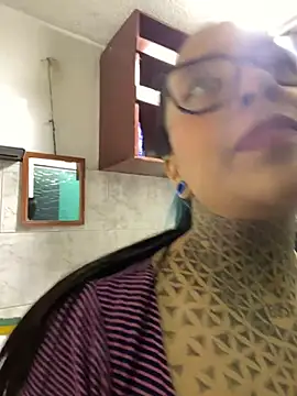 Annie Alicee online show from 07/16/26, 02:28