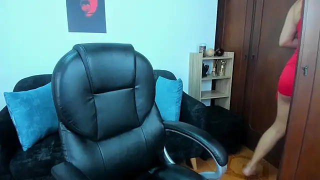 PamelaQueen  online show from 04/20/26, 08:32