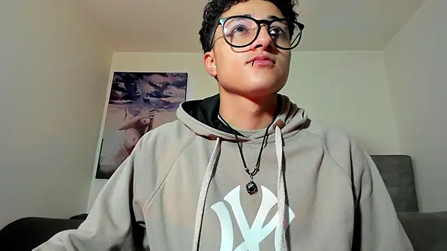 Adonibaskerville4 online show from 03/29/26, 01:55