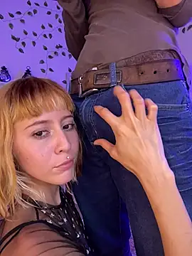 Snapshot of Capricornmystic1 chatting on 03/04/26, 09:54 Capricornmystic1 online show from 03/04/26, 09:54