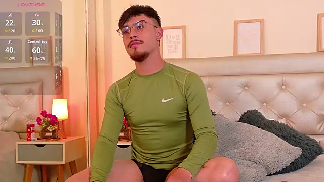 Aiden Gray online show from 02/21/26, 07:37