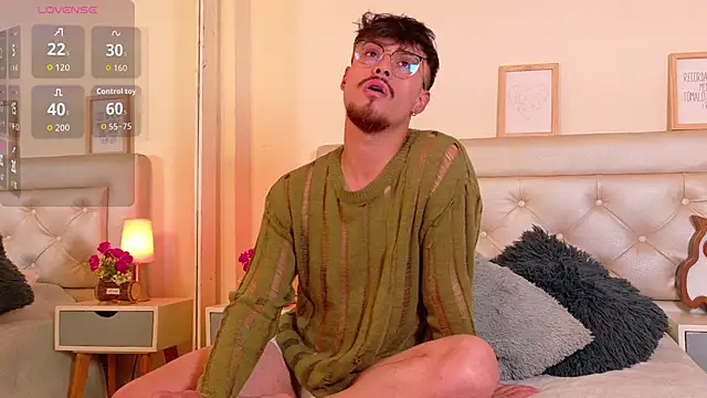 Aiden Gray online show from 02/24/26, 07:45