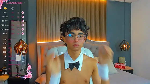 Noa 03 online show from 04/06/26, 06:09