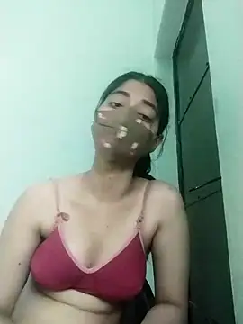 Kitti-Sharma online show from 03/27/26, 08:37