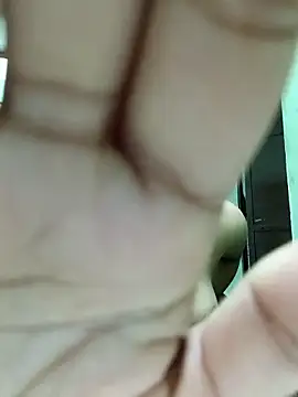 Snapshot of Kitti-Sharma chatting on 05/07/26, 09:14 Kitti-Sharma online show from 05/07/26, 09:14