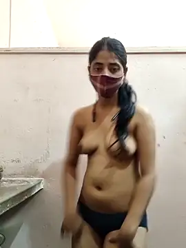 Snapshot of Kitti-Sharma chatting on 05/19/26, 06:42 Kitti-Sharma online show from 05/19/26, 06:42