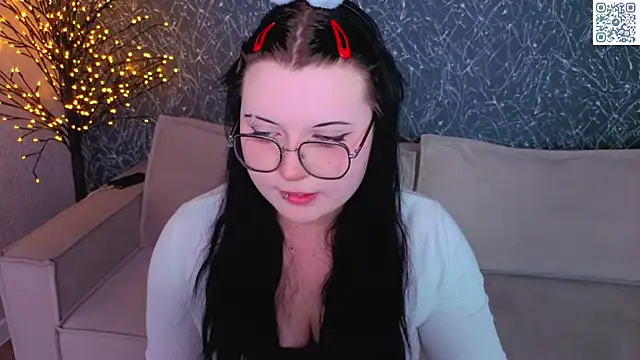 Kira G0ld online show from 05/05/26, 08:55
