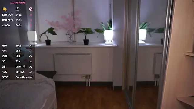 HannaHayles online show from 04/01/26, 05:10