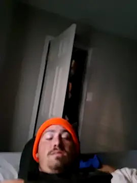 Dede5o4 online show from 04/07/26, 12:27