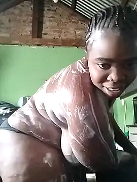 Snapshot of blxckiey chatting on 02/13/26, 01:51 blxckiey online show from 02/13/26, 01:51