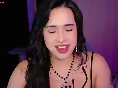 Snapshot of DIVINANGELA chatting on 05/01/26, 03:44 DIVINANGELA online show from 05/01/26, 03:44