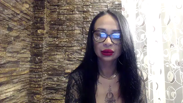 BrianaBloom online show from 04/20/26, 06:53