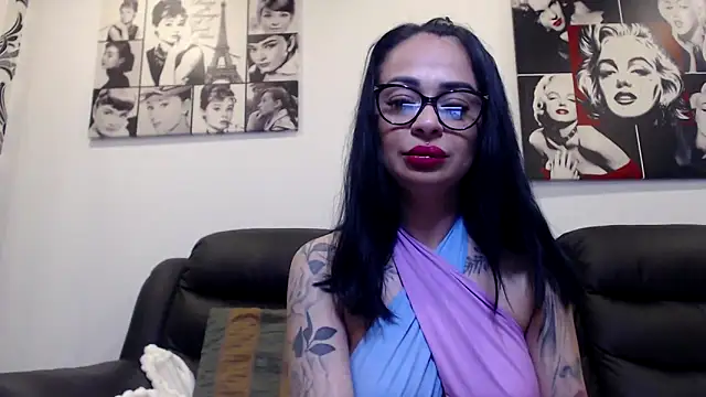 Snapshot of BrianaBloom chatting on 05/03/26, 06:47 BrianaBloom online show from 05/03/26, 06:47