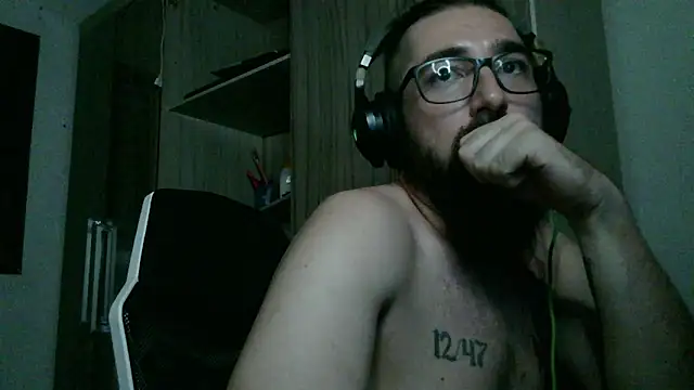 Redlovecouple online show from 02/07/26, 08:34