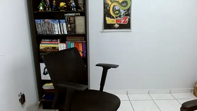 m-mandy online show from 04/15/26, 07:58