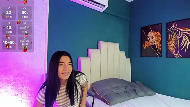 Adrienne   online show from 04/19/26, 07:27