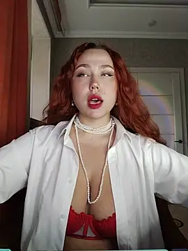 LolaaMint  online show from 03/05/26, 10:11