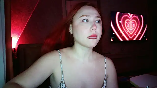 Snapshot of LolaaMint_ chatting on 05/10/26, 03:06 LolaaMint online show from 05/10/26, 03:06