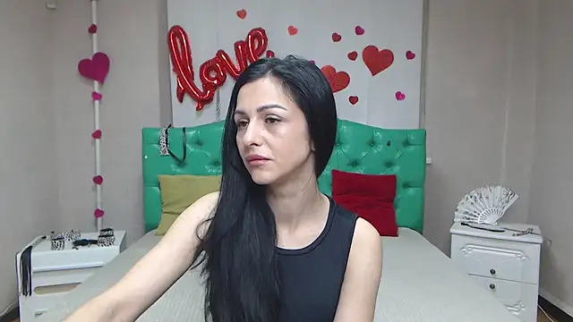 EvaClarkk online show from 04/10/26, 05:23