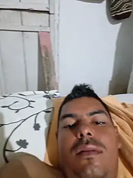 jhoncol231 online show from 02/12/26, 02:17