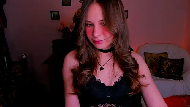 LanaLovely online show from 04/29/26, 06:39