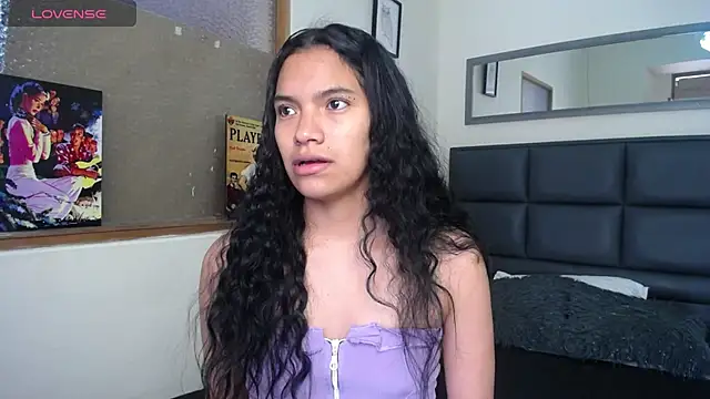 Julieta Parker online show from 07/16/26, 07:53