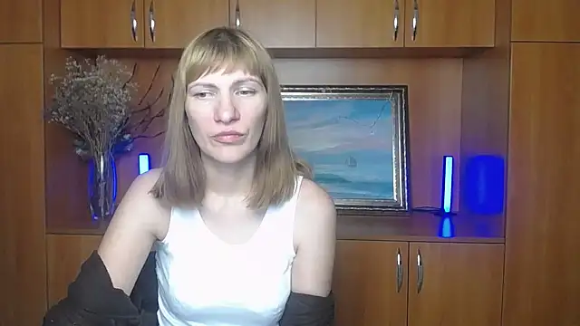 Rosalinda ro online show from 07/04/26, 06:47