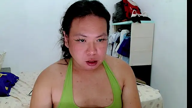 Snapshot of sweet_jaii chatting on 06/16/26, 01:47 sweet jaii online show from 06/16/26, 01:47