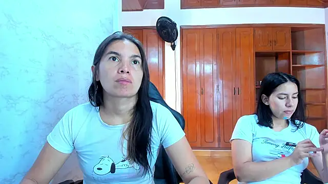 Emily and Soffy online show from 04/10/26, 12:10