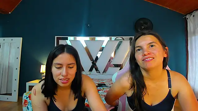 Emily and Soffy online show from 04/18/26, 07:58