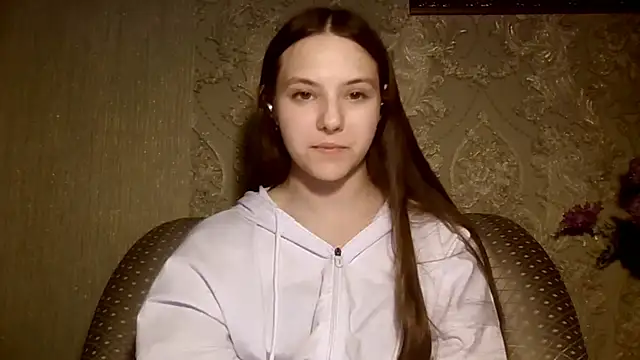 YuniNeko online show from 04/18/26, 07:58