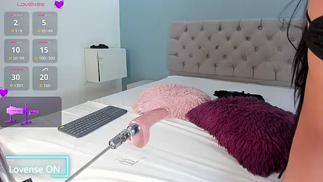 Valentina Rujano online show from 03/13/26, 01:12