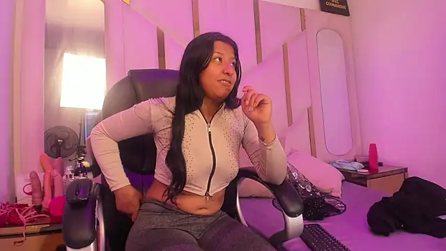 Vaneline2 online show from 04/18/26, 01:48