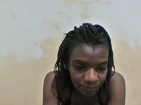 petitelavishey online show from 03/01/26, 11:40