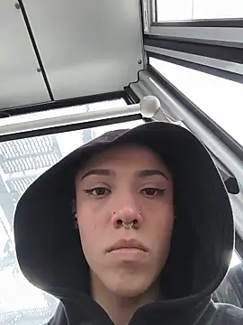 CharlotteKravizz online show from 02/24/26, 08:51