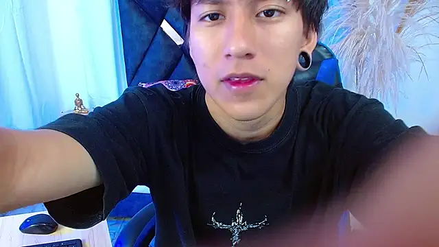 nikoo 18 online show from 02/06/26, 01:25